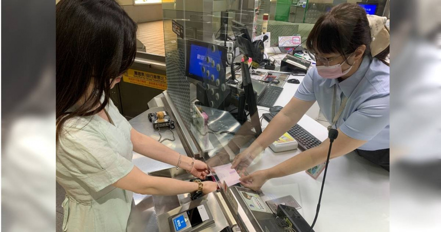 若民眾有急需，可向車站人員索取免費生理用品。（圖非當事人／翻攝自台北捷運公司網站）