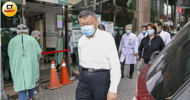錢櫃大火/消防局建管處互踢皮球 傳柯P爆氣