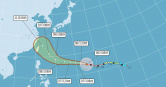強颱巴威來勢洶洶。（圖／中央氣象署提供）