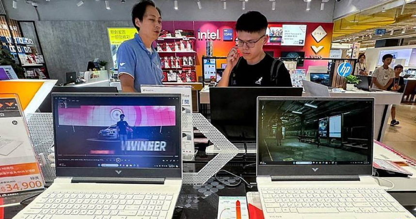 研調機構今年已多次下修全球筆電出貨總量。（圖／報系資料照）