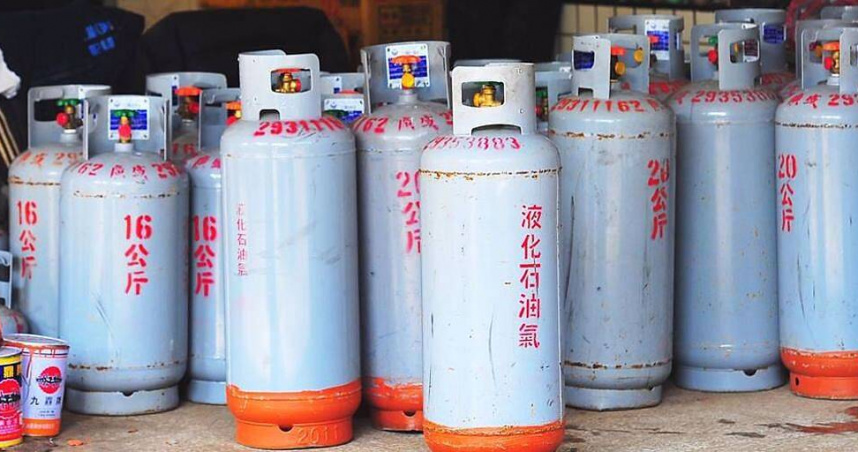 中油宣布,6月份家庭用液化石油氣(桶裝瓦斯)、工業用丙烷、丁烷、混合丙丁烷及車用液化石油氣價格皆不調整,先回補部分吸收金額。(圖/本報資料照片)