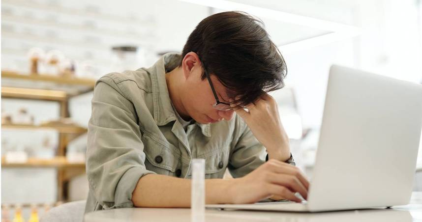 疲累、視線模糊等症狀當心是低血壓。（示意圖／Pexels）