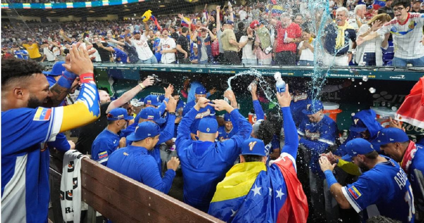 2026年世界棒球經典賽在委內瑞拉以4比2擊敗義大利後，冠軍戰確定由美國對決委內瑞拉，這也是委內瑞拉隊史首度成為冠軍候選。（圖／達志／美聯社）
