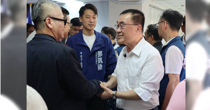 國民黨新北市長參選人李四川出席公教軍警消團結大會，強調未來將打造「讓公務人員敢做事」的環境。（圖／李四川競選辦公室提供）