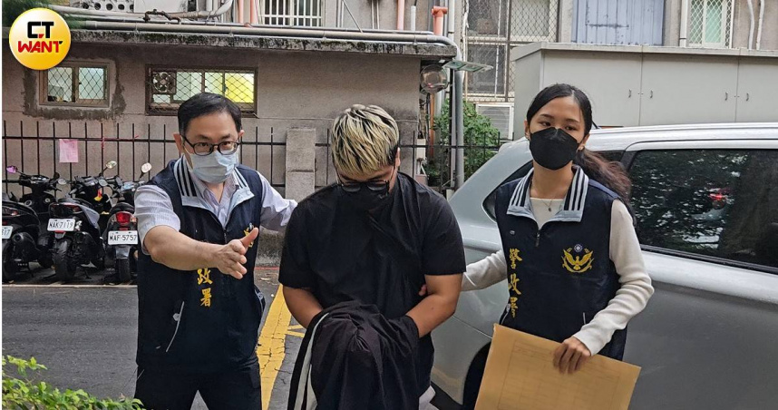 諷！昔獲侯友宜表揚　「忠勤楷模」偵查佐偷查個資狼狽上銬