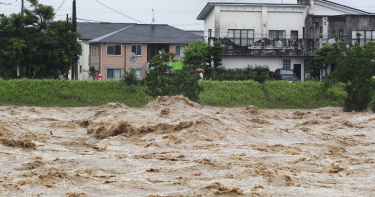 日九州暴雨成災!熊本「已1死13人失聯」 球磨川鋼構橋梁遭沖毀