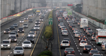 國道午後湧北返車潮 交通時間恐為平時3倍