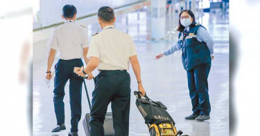 華航染疫找無感染源!居檢變嚴改「一人一戶或住旅館」 指揮中心回應了