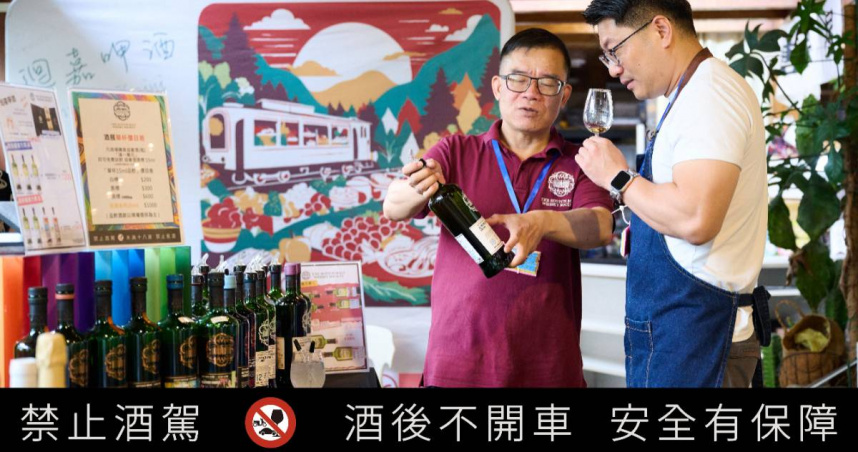 活動期間，特邀酒界權威墨菲老師主持導飲。（圖／拉維諾Lovero提供）。