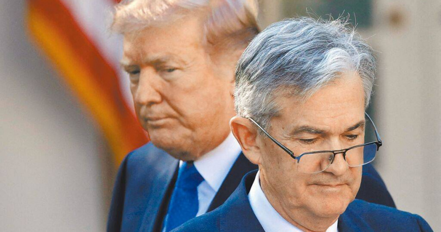 美國總統川普29日召見聯準會（Fed）主席鮑爾。圖為過去兩人合照。（圖／達志／路透社）