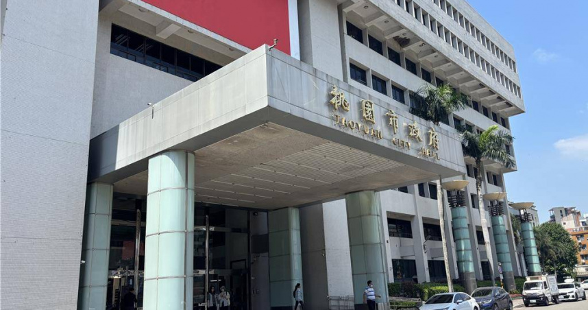 桃園市某私立高中資訊室許姓主任擅自散佈女學生照片，遭群友感到不滿並截圖於社群媒體爆料，目前桃園市教育局及警察局已著手調查，預計於26日召開會議審理。（圖／中國時報姜霏攝）