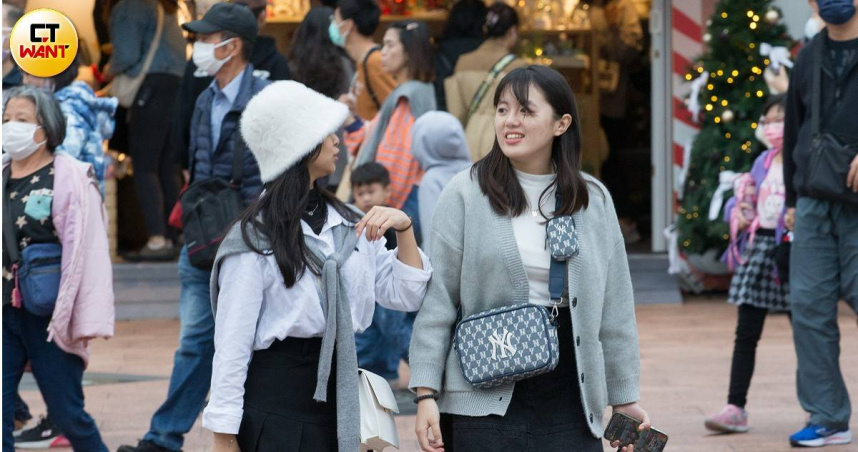 中央氣象署顯示，全台氣溫普遍偏低，大陸冷氣團有望達標。（示意圖／黃威彬攝）