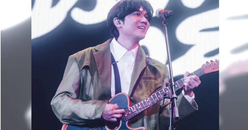 宇宙人小玉過往女友都是大美女。（圖／翻攝自小玉臉書）