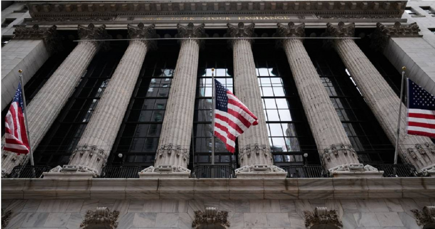 在美國對伊朗發出解封荷姆茲海峽（Strait of Hormuz）的最後通牒後，美國股指期貨於美東時間22日夜間承壓。（圖／達志／美聯社）