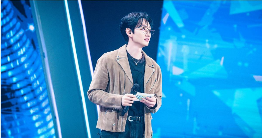 銀赫幽默的主持功力獲得高度評價。（圖／華視提供）