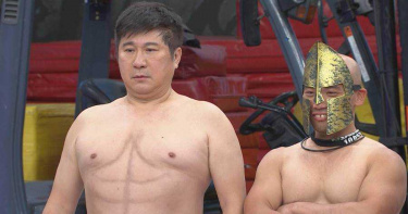 胡瓜畫「假腹肌」混入猛男群 身材太突兀眾人一眼認出
