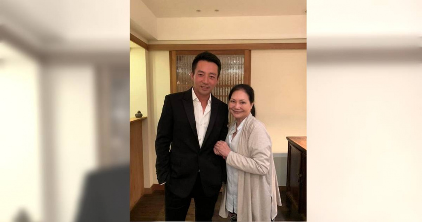 汪小菲(左)被爆咆嘯S媽。(圖/翻攝自S媽臉書)