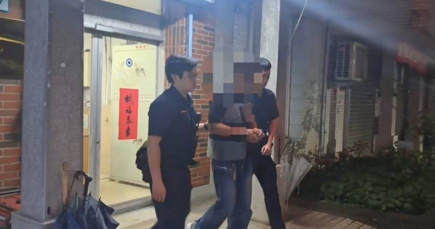 五股男在路上發生行車糾紛竟亮槍示狠，警方獲報後於住家將其逮捕，依恐嚇罪移送。（圖／翻攝畫面）