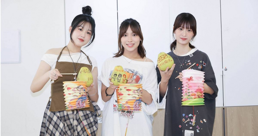 陳佩賢（中）和同門師妹童雲晞、康庭瑋一同出席公益活動。（圖／紅心字會提供）