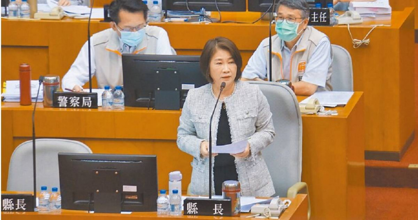 對於屏東是否禁用廚餘養豬，屏東縣長周春米14日在議會答覆表示，屏東養豬規模大，須兼顧到後續的配套措施。（圖／羅琦文攝）