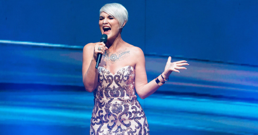 橘老師正式宣布將於今年6月來台舉辦個人首場專場演唱會。（圖／寬宏藝術提供）