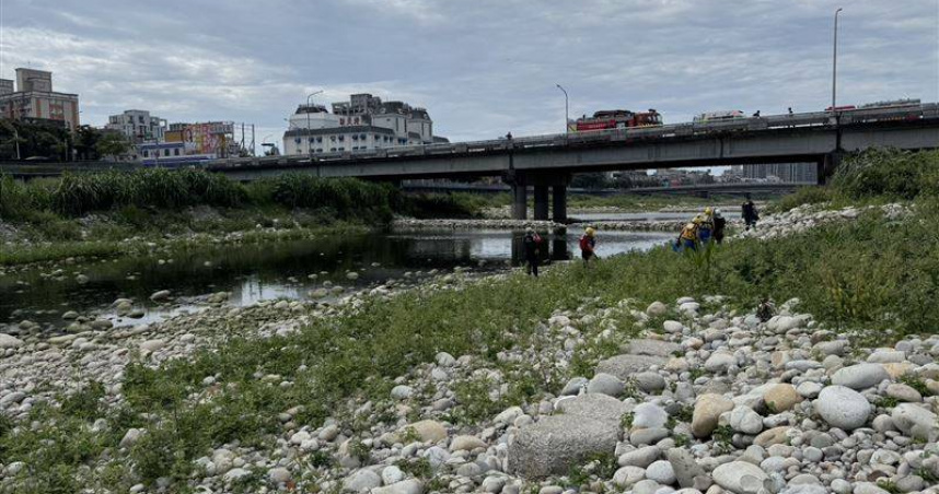 台中旱溪驚現浮屍　30歲男漂河面、身分不明死因待查
