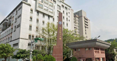 睽違半年重返政大!陸生開宿舍門「東西全不見了」:覺得悲憤