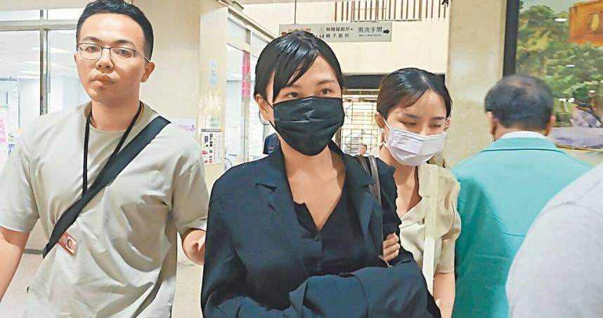 北檢6月30日指揮刑事警察局、台北市警中山分局搜索李宜諪（中）及趙姓、蔡姓3名律師住處及辦公室，並拘提3人到案。（圖／翻攝畫面）