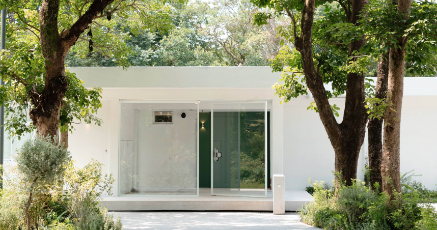 由初衣食午onefifteen在陽明山美軍宿舍群打造的全新場域「YMS by onefifteen」預計8月下旬開放，圖為Restaurant 12。（圖／初衣食午提供）