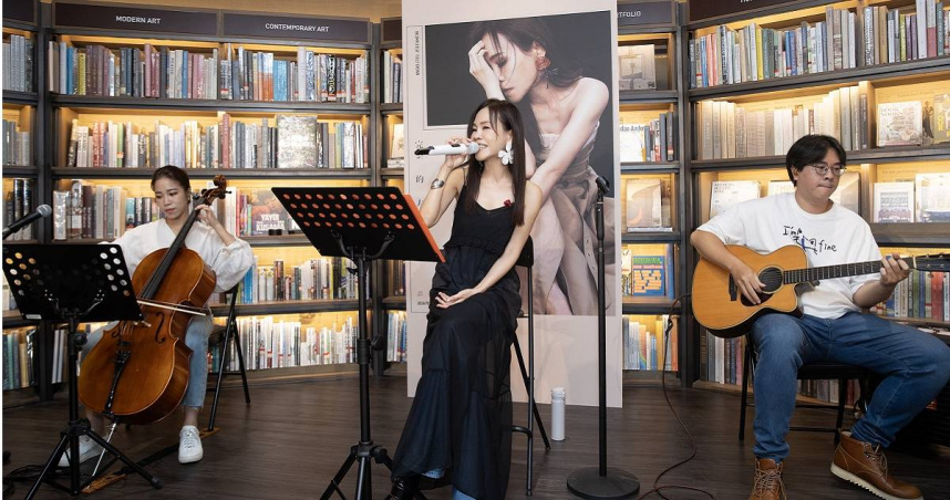 彭佳慧在長沙演出後立刻趕回台北。（圖／索尼音樂提供）