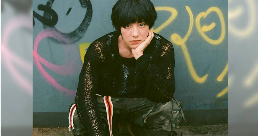 燦烈時隔一年帶著新作《Upside Down》回歸歌壇，他也不忘向台灣粉絲送上問候。（圖／SM Entertainment提供）