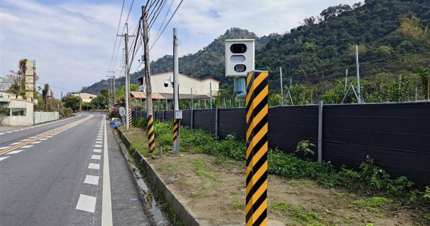 立委揭露，台灣測速照相每千公里就有82.8支，為日本0.27支的307倍，直指台灣測速密度偏高。（示意圖／警方提供）