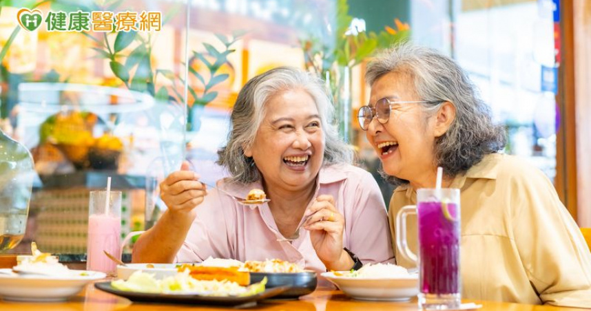 加工肉類、精製穀物和含糖飲料，已被證實會促進身體發炎。