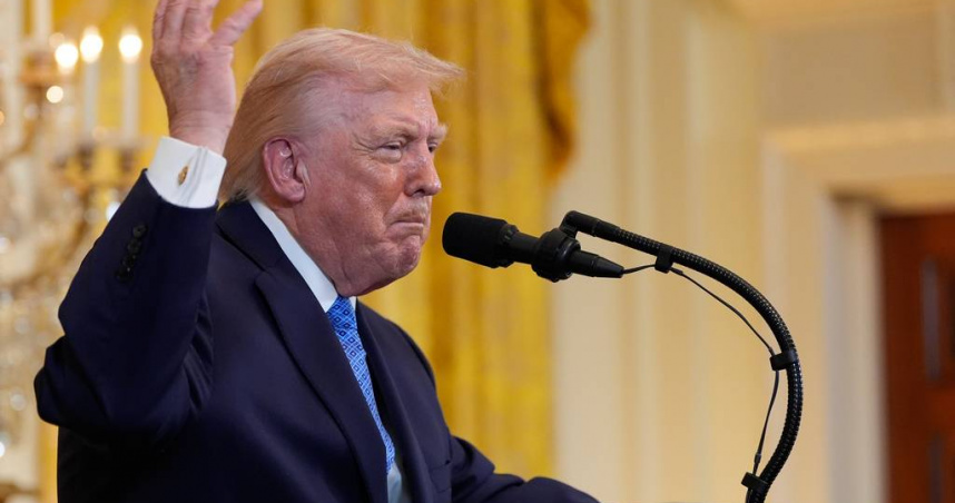 川普16日深夜無預警宣布將於白宮發表全國演說，內容未事先公開，引發外界揣測。（圖／達志／美聯社，下同）