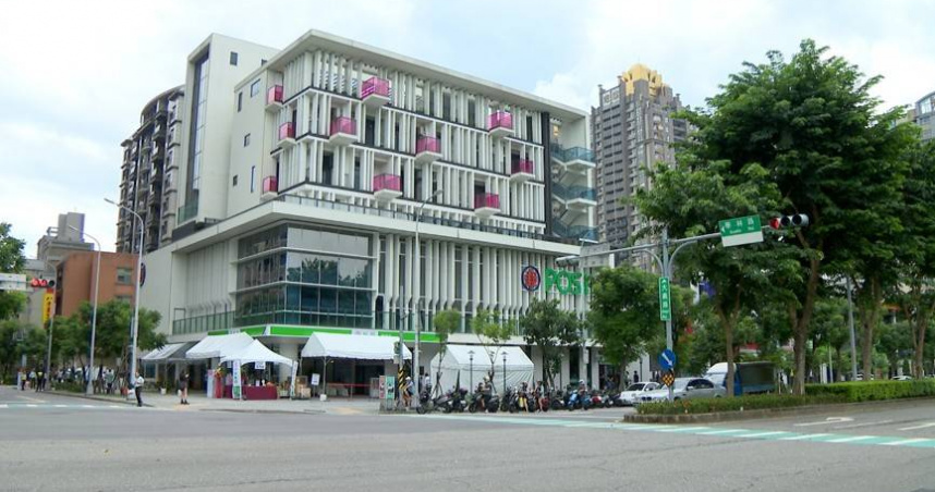 新北北大特區郵局喬遷開幕。（圖／中華郵政提供）