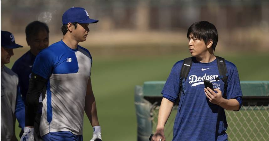 大谷翔平（左）與前翻譯水原一平（右）。（圖／達志／美聯社）