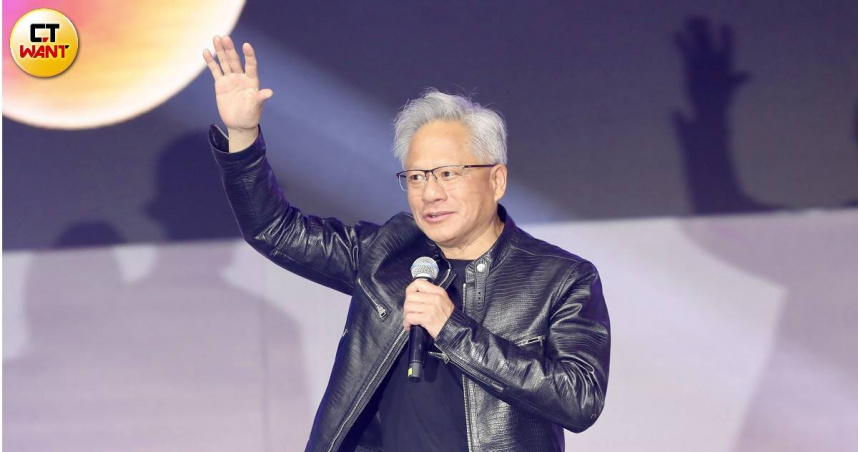 輝達（NVIDIA）執行長黃仁勳日前參加緯創尾牙。（圖／方萬民攝）