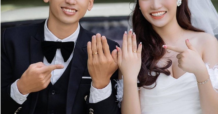 英國女子在與丈夫結婚20年後得知對方其實認同為女性，兩人最終離婚收場。（圖／Pixabay）