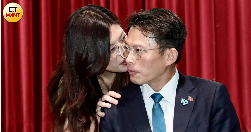 竹北市長藍白整合宣告破局，民眾黨透露國民黨主席鄭麗文曾私下表示無法處理。（圖／黃耀徵攝）