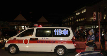 許崑源悲吐「社會沒有是非」墜17樓身亡! 妻哭到昏厥:我只是去接個電話