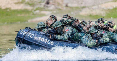 國軍登陸預演意外!同艇官兵關鍵對話曝 他剛喊完「這6字」下秒突翻覆