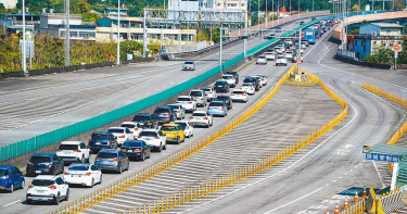 初五收假日!國道北上車流恐塞爆 地雷路段曝光