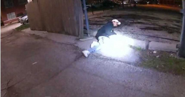 13歲少年舉手投降仍遭射殺 芝加哥警方不當執法引眾怒