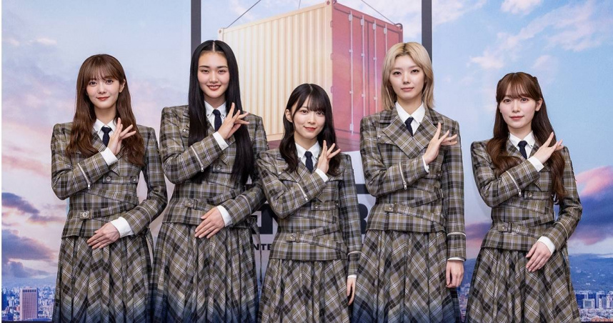 櫻坂46這次來了15名成員,田村保乃(左起)、山﨑天、森田輝、藤吉夏鈴、守屋麗奈代表受訪。(圖/好玩專賣店提供)