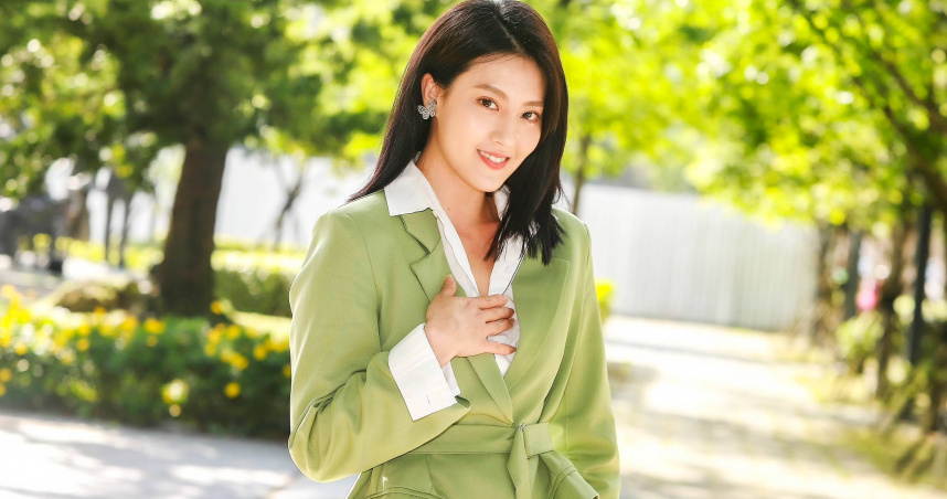 顏曉筠回歸八點檔，蛻變心機女神。（圖／民視）