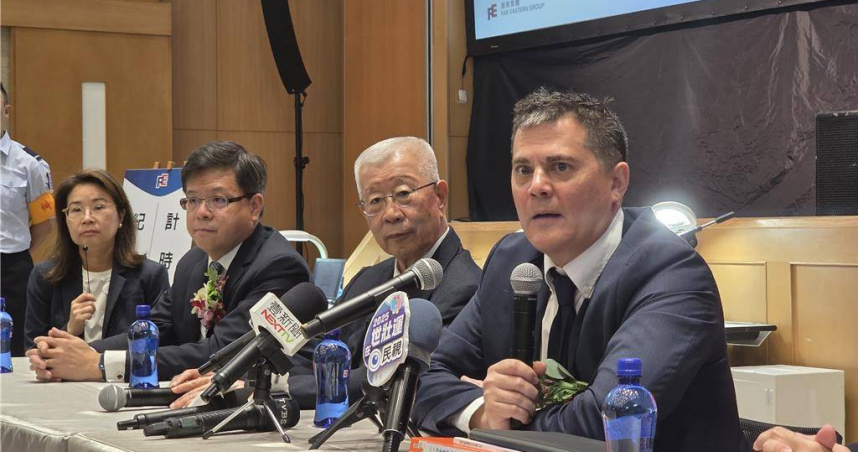 裕民航運今（27）日召開股東會，因徐旭東感冒，由副董事長徐國安主持（圖／報系資料照）