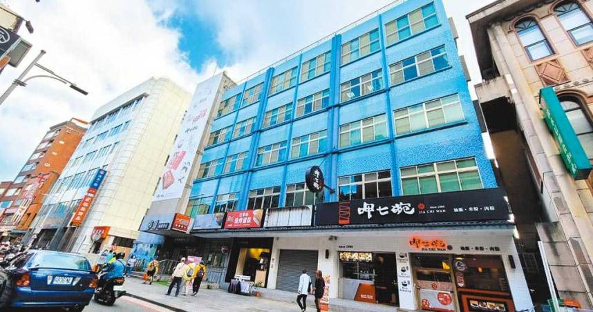 新北市府表示,淡水舊公所活化標租案,完全依照出租規定程序公開辦理。(圖/報系資料照)