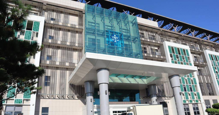 彭男去年9月邊吸毒邊開車，行經虎林國中前逆向肇事，造成1死4傷慘劇。（圖／中國時報邱立雅攝）