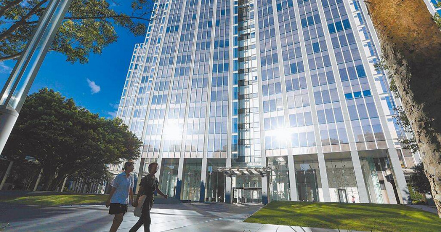 台北市松山區中華里以平均所得526.6萬元，擠下4連霸的新竹市關新里，拿下全台最富里冠軍。圖為坐落於松山區中華里的凱基金控總部外觀。（圖／中國時報陳俊吉攝）