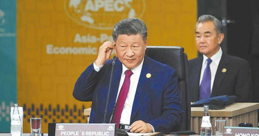 圖為大陸國家主席習近平於2024年11月16日在秘魯利馬出席亞太經合組織領導人非正式會議。（圖／美聯社）